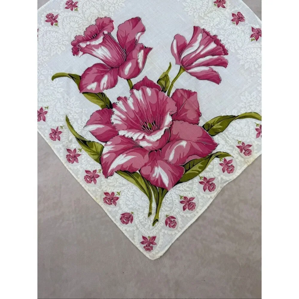 Vintage 1950s Pink Floral Hankie Handkerchief READ